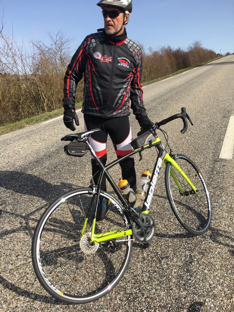 Dimanche 12 mars : Neu vélo schon Kapput !!  Elle est où la dépanneuse ?