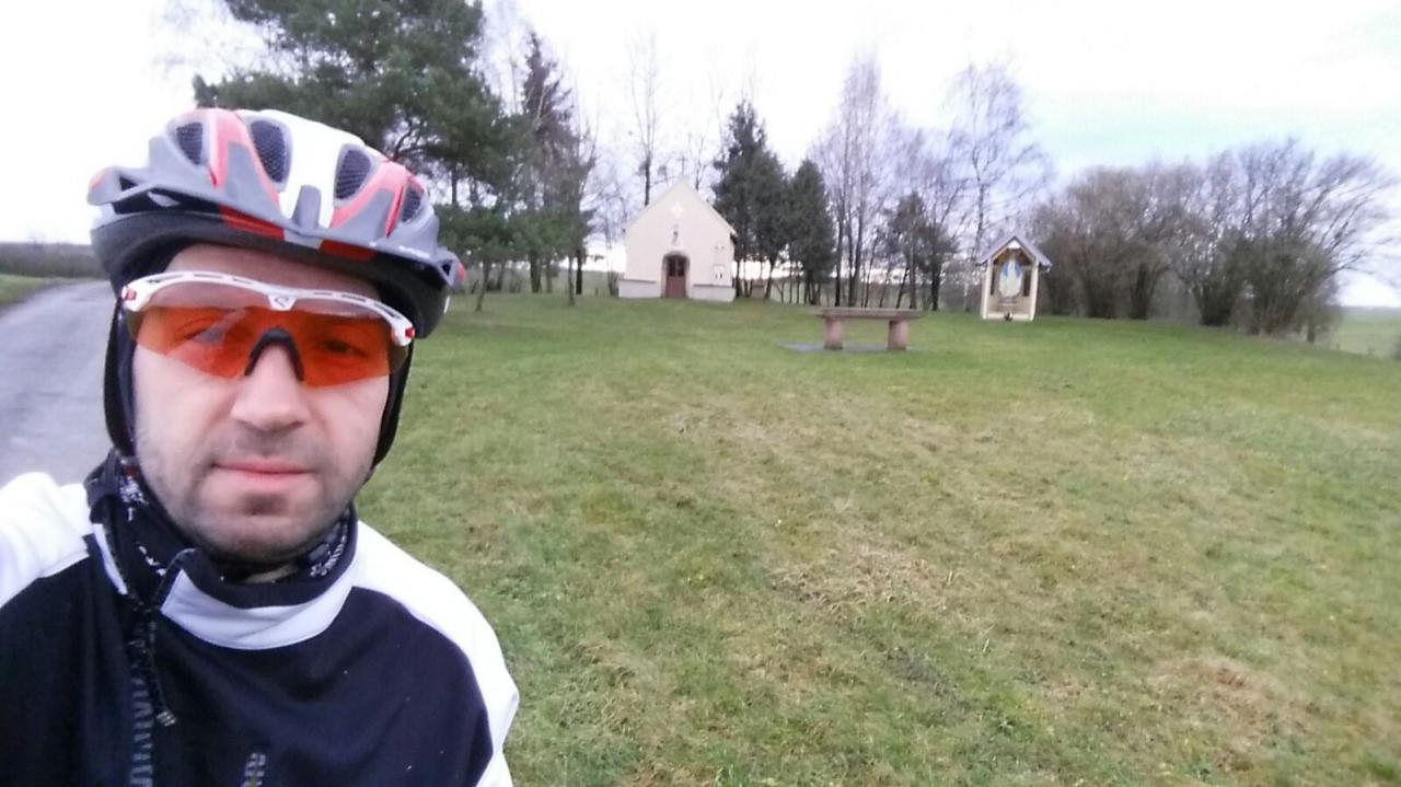 31 déc : Vive Moi d'abord en solo